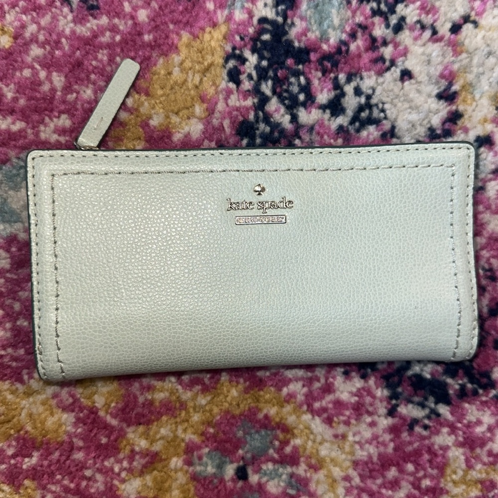 Kate Spade ♠️ Braylon Patterson wallet - Picture 3 of 13
